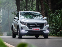 实用划算新选择  5万级全民SUV风光500正式上市